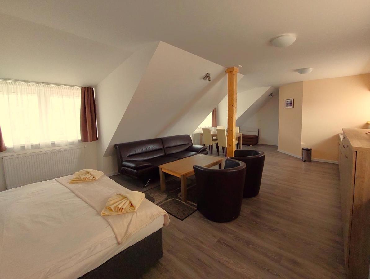 Penzion Ceresnovy Sad & Wellness Vysoke Tatry Exterior photo