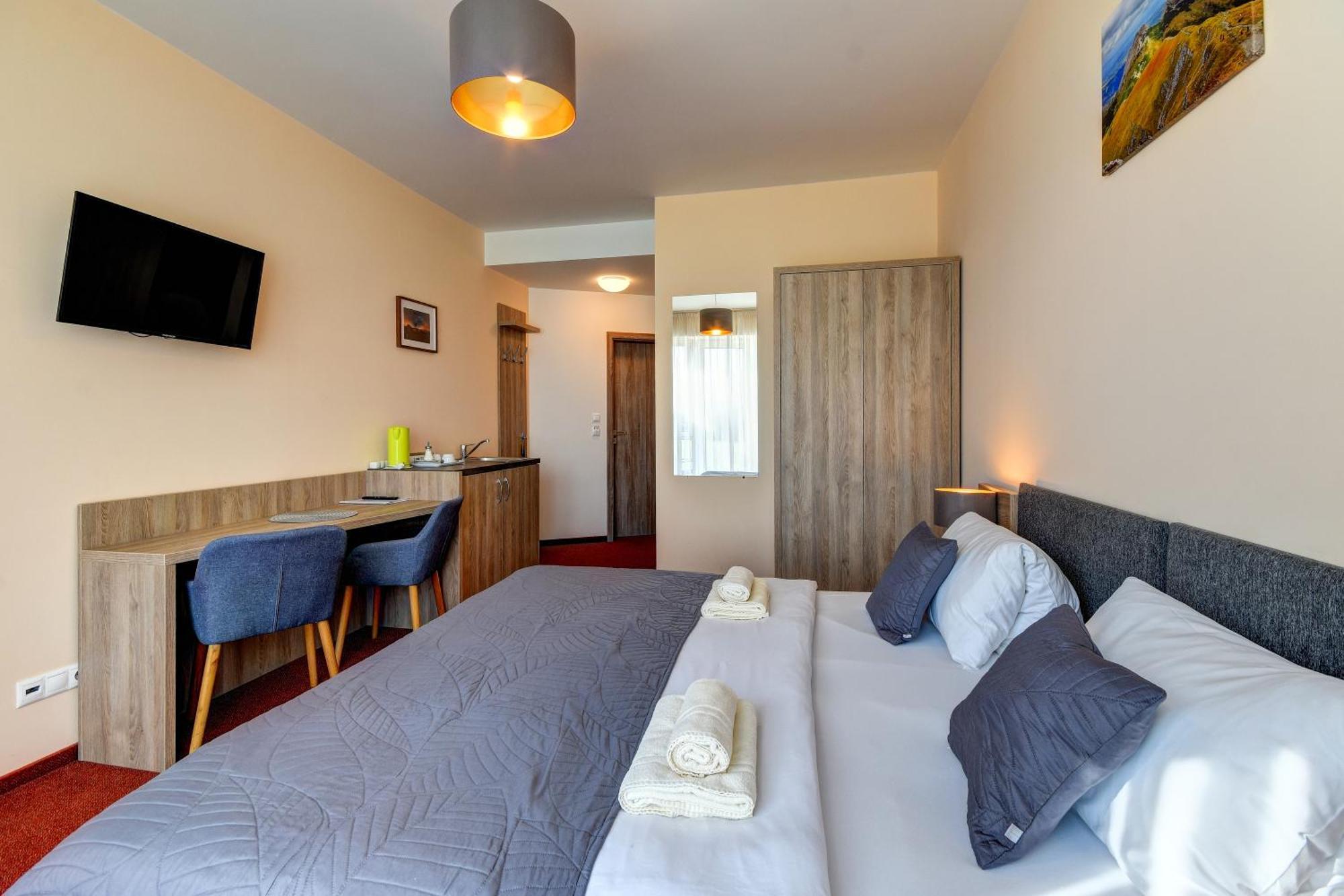 Penzion Ceresnovy Sad & Wellness Vysoke Tatry Exterior photo